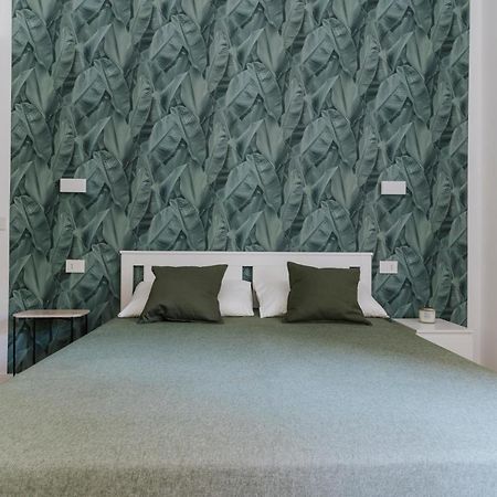 Mimi Room Castellammare di Stabia Bagian luar foto